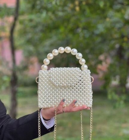 Pearl HandBag P-400